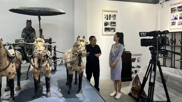 铜车马展厅采访